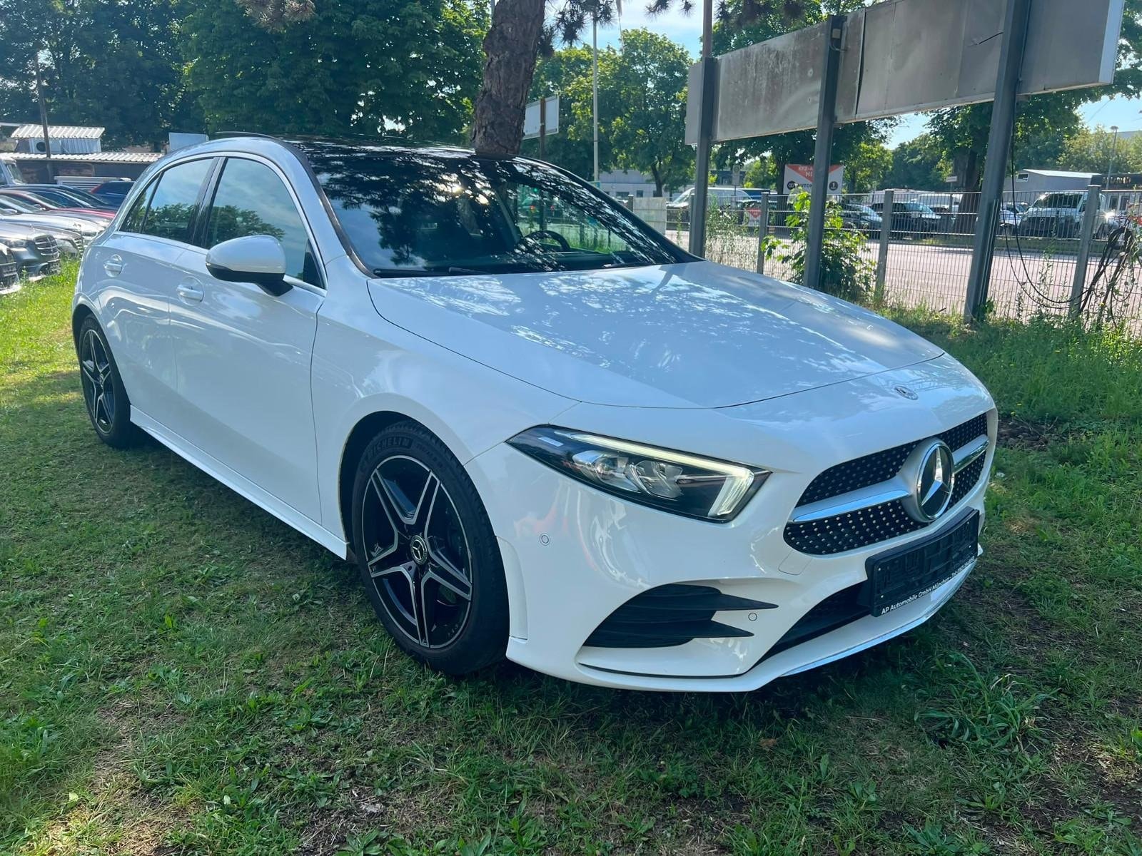 Mercedes-Benz A 220 AMG LINE